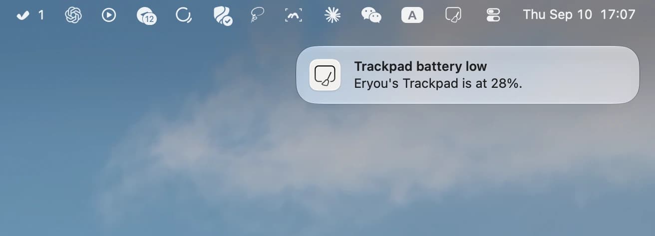 A Cleeen low-battery notification showing a trackpad at 28%